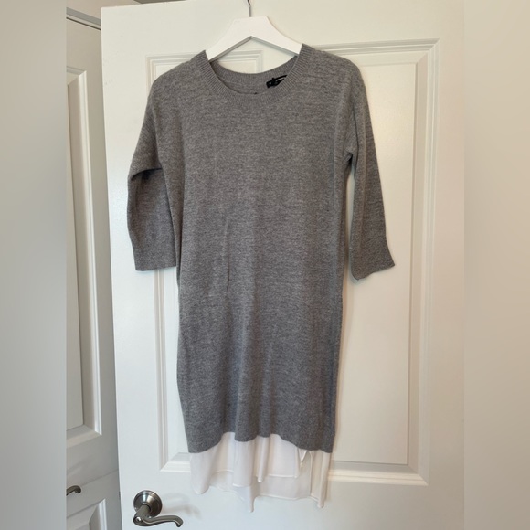 Club Monaco 3/4 sleeve gray sweater dress with white slip on bottom - Picture 2 of 3